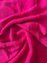 Magenta floral print georgette saree - kasumi.in